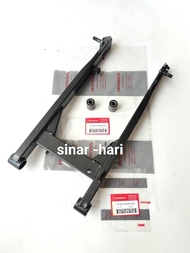 SWING ARM KOMPLIT (KWB)HONDA ORIGINAL REVO ABSOLUTE+ REVO LAMA+BLADE 110 LAMA