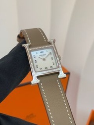 Hermes HEURE H WATCH, SMALL MODEL, 25毫米 大象灰銀 全原裝鑽石 珍珠貝母表面 現貨好價🔥