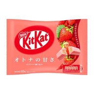 Nestle雀巢kitkat奇巧 威化餅乾巧克力 微甜 草莓味 11塊 保質期至：2025-07-01