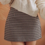 AIR SPACE Houndstooth A-Line Slim-Fit Skirt (Black White Grid)