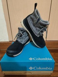 Columbia 防水鞋