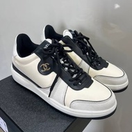 台灣專櫃購入 Chanel 23B 拼接 熊貓球鞋 板鞋 40號