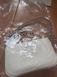 Coach nolita 19 大熱白色 麻雀包