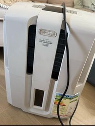 DeLonghi DDSE20  20公升 抽濕機 (開利 carrier)