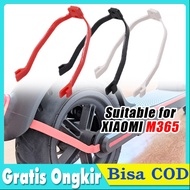 MERAH HITAM PUTIH Fender BRACKET XIAOMI MIJIA M365/PRO BRACKET REAR MUDGUARD SPACKBOARD Support Electric SCOOTER Fender Black Red White Color PLUS Electric SCOOTER Bolt SPARE Parts SPARE Parts SPARE Parts ACCESSORIES E-SCOOTER Quality Plastic Plate