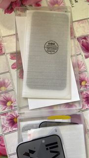 SmartDevil 9H 硬度 鋼化玻璃貼 蘋果15手機可以用 港幣五元七張