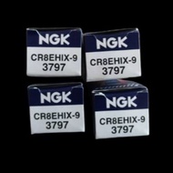 หัวเทียน IRIDIUM NGK เบอร์ CR8EHIX-9 สำหรับรถ HONDA CB400 SF CB650F CBR650F ของแท้