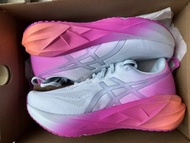 ASICS Novablast 5 女裝跑鞋 Sky/Digital Sakura