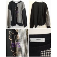 全新 正韓 韓製 東大門 設計款 J dress 拼接風 格紋 刺繡貓咪圖樣 長袖上衣 大學T 造型上衣 高單價 韓貨 貓奴必備 1202