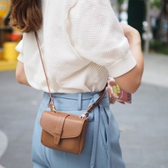 Charin bag - Khloe :งานออกแบบกระเป๋าคู่ในใบเดียวกัน Micro bag เป็น Accessory แมทซ์กับชุดสวย หนังวัวน