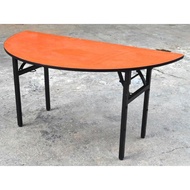 Half Round Banquet Table 180L x 90W x 75H cm, Foldable table