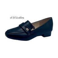 Regina รองเท้า Slip on รุ่น PC565 มาพร้อมกับวัสดุแผ่นเรียบ ติดอะไหล่ทอง สไตล์มินิมอล มินิใจ So สมาร์