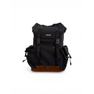 Clique Backpack with Bottom Suede Finishing.