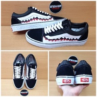 Sepatu Vans Oldskool Bape Shark Black