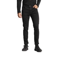 กางเกงยีนส์ผู้ชาย Wrangler รุ่น Bryson เอวต่ำเข้ารูป สีดำ