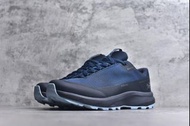 Arc'teryx Aerios FL GTX 藍色戶外鞋