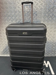 行李箱出租 / for rental not for sale： 德國Psngr 29 吋可擴展行李箱 （ 4 個超順滑軸承輪）