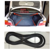 BMW E36/E46 rear trunk rubber