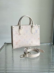 新款人魚姬 LV/路易威登 Onthego 夢幻紫漸變配色小號托特包，尺寸：25 × 19 × 11.5cm