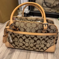 Coach 提花波士頓包