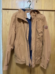 Timberland 防水外套 S 碼