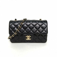 CHANEL CF口蓋包大Mini20黑色羊皮晶片開金扣肩背包