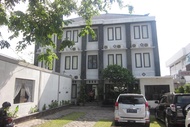 瓦塔杜亞飯店 (Hotel Warta Dua)