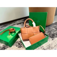 Bottega Veneta/‍New Ladies Genuine Leather Woven Tote Bag Portable Vegetable Basket Shoulder Messeng