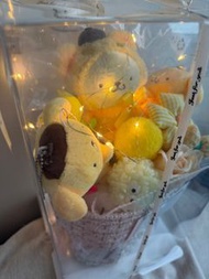 勁得意畢業布甸狗花束