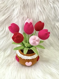 Chậu hoa tulip bằng len handmade (25x15)