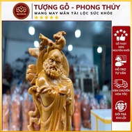 Feng shui statue of Dharma has the meaning of town, exorcism and bringing good luck in cypress wood,