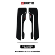 Hugsticker สติกเกอร์ติดกันรอยใต้ปี๊บลาย Black สำหรับ CVO ROAD GLIDE / CVO STREET GLIDE 2023