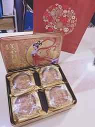 美心雙黃白蓮蓉月餅🥮