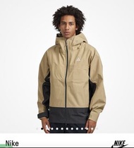 Nike ACG "Misery Ridge" Gore-Tex 防風外套