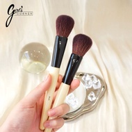 Blush Brush - setting Bobbi Blush Brush
