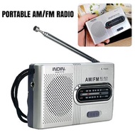便攜式AM FM播放器收音機 銀色 不含電池 2x AA