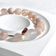 精品瑪瑙貓咪。櫻花瑪瑙手串