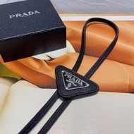 Prada 三角標領帶