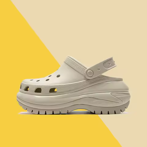 Crocs Classic Mega Crush Clog: Classic, Simple, Breathable, Durable, and Non-Slip Clogs (6.1 cm) – U
