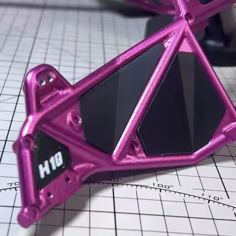 For vanquish H10 OPTIC FRONT FENDER，NSTALLATION INTO THE CAGE IN AN IN-BUILT MANNER