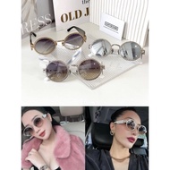 Lovely women's eyeglasses suitable for all faces