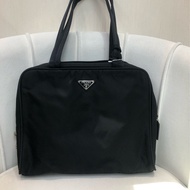 PRADA 黑色側孭包  手提公事包 XA247