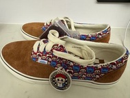 全新 US 10 Vans x Labubu the monster shoes 公仔鞋