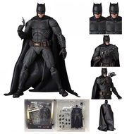 MAFEX 056 BATMAN Justice League แบทแมนรูปการกระทำ 1 6 ซม. ตุ๊กตาโมเดลของเล่นเด็กโมเดล Garage Kit