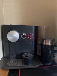 Nespresso 咖啡機連打奶泡機