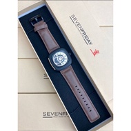 SEVEN FRIDAY STAYELEST DIGITAL WATCH