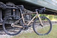 最平價 全內走碟剎 碳纖維公路車架 Missile disc RoadBike可組gravel 越野粗胎