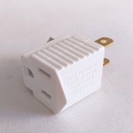Three To Two Plug Adapter Holes AC 125V 15A 1650W