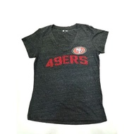 Ct4507 Women's black short-sleeved turtleneck t-shirt with red stones TEAM APPAREL 15173AA02 - Ameri