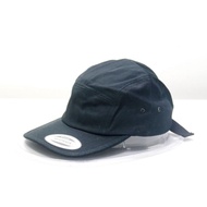 Cleans up Cap Yupoong 7 Panel